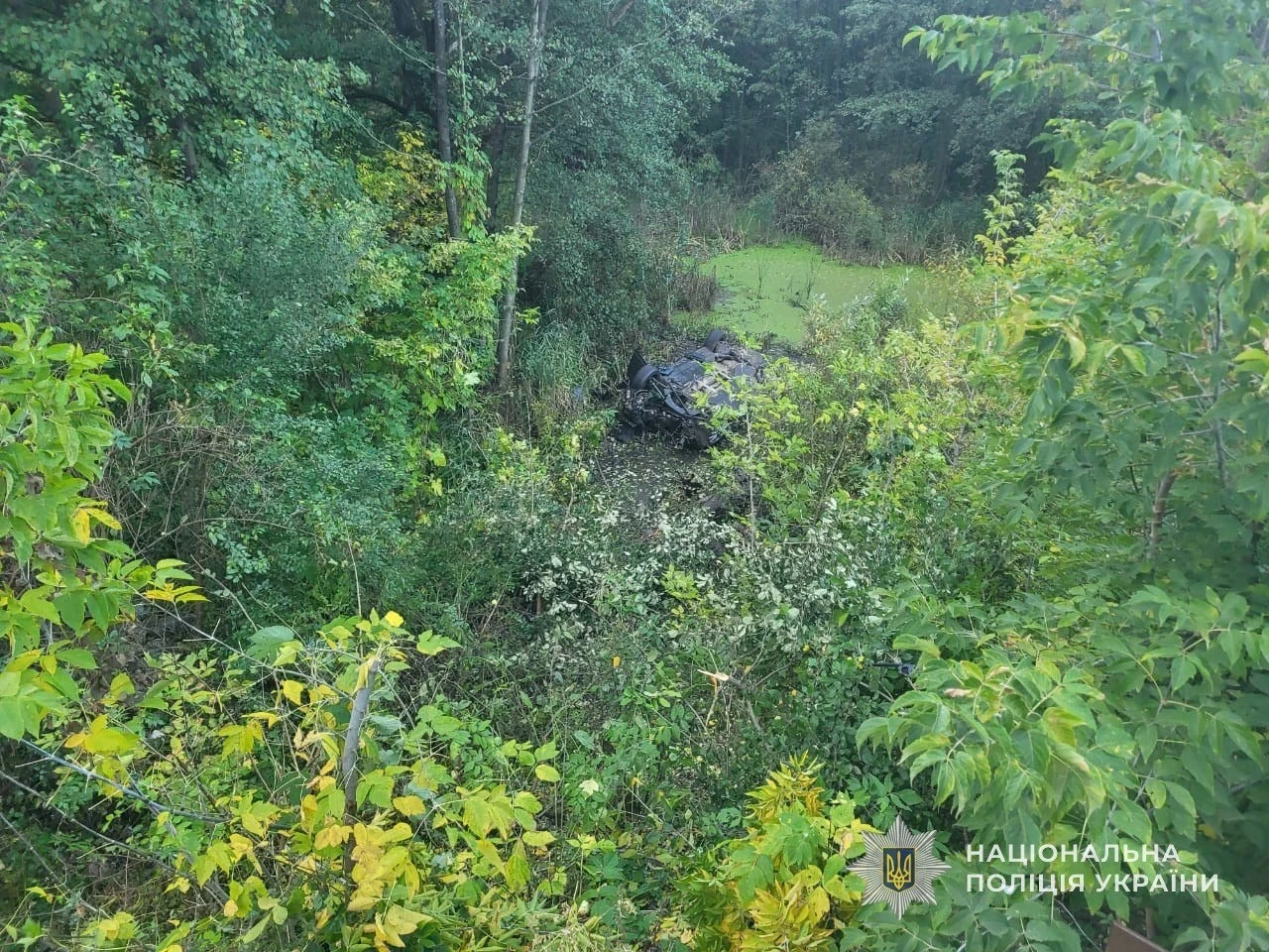 ДТП у Білопіллі: авто впало в річку, травмовано 30-річного пасажира