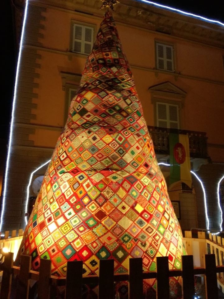 Кавріаго, Італія
