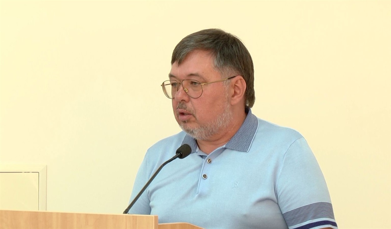Валентин Добров