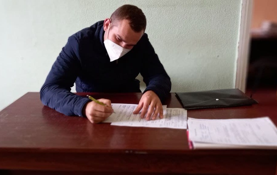 Призовник під час складання тестів