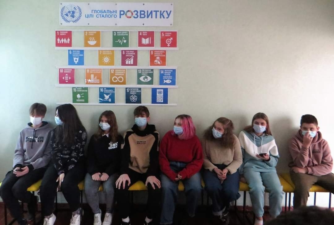 Учні старших класів Верхньоторецького НВК
