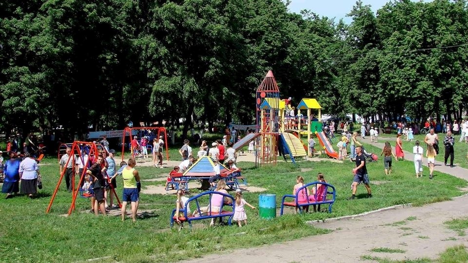 Білопілля дитячий майданчик