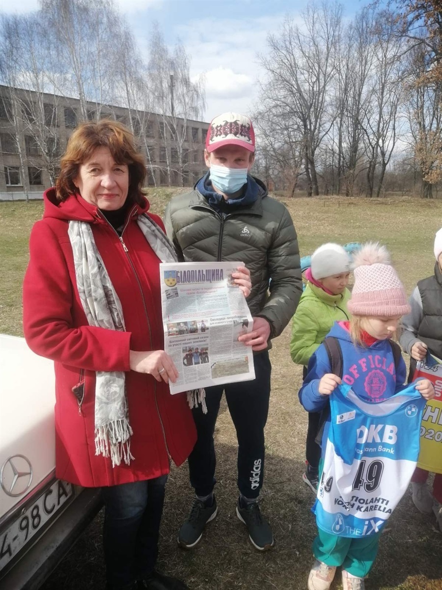 За нами - школа, де навчались і робили перші кроки відомі біатлоністи.