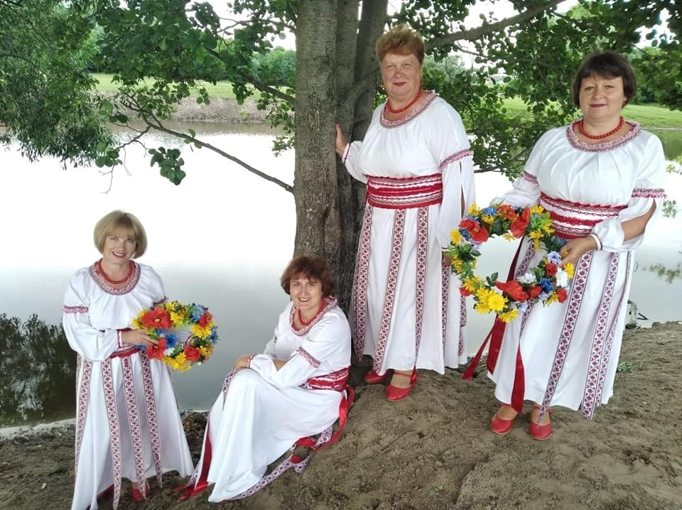 Рижівські дівчата, Рижівка, Білопільська громада