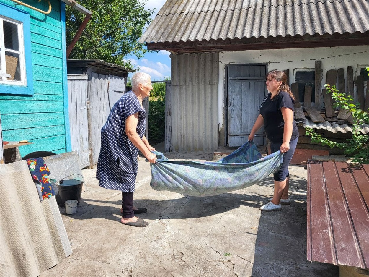 Ворожба, Юлія Дядюшко, соціальний робітник