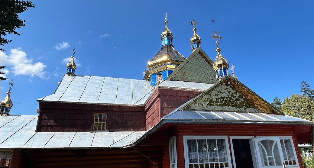 Все, крім позолочених бань, алюмініюве покриття. 