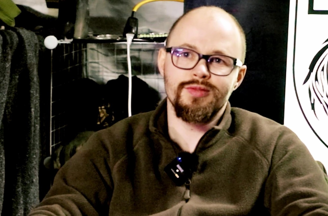 Декстер, Інтернаціональний легіон