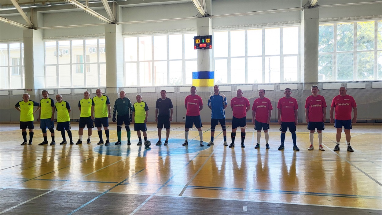 Борис Шуршин, футбол, Ніколь