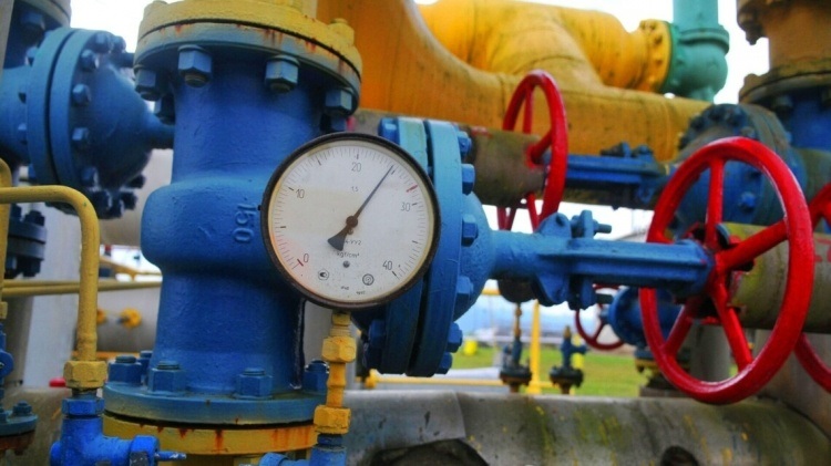 газ, Полтава, Харків, атака росіян