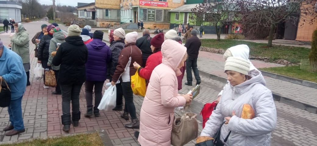 Тепло хліба і людських сердець: волонтери з Франції підтримують прикордоння Сумщини