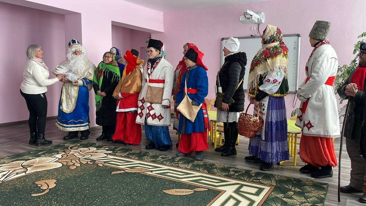 Свято, солодощі й дитячі усмішки: Новий рік завітав у Миколаївську та Річківську громади