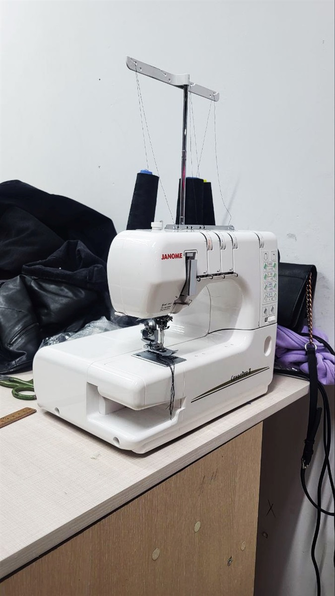 Ірина Костюченко, ательє "Яна"