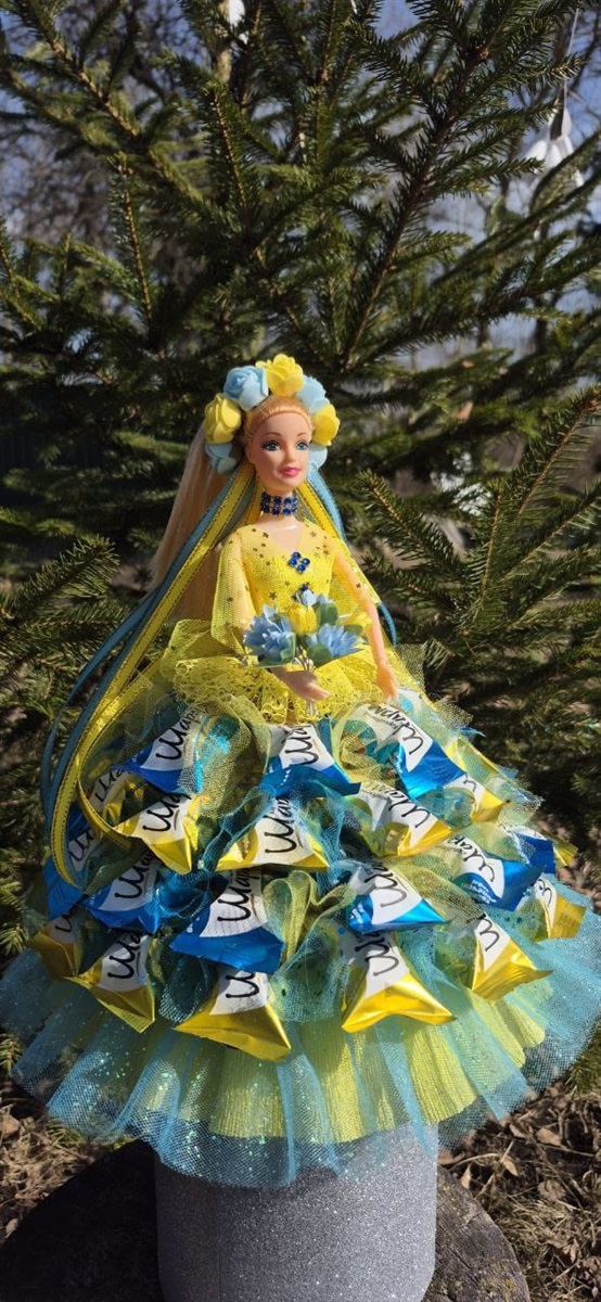 Творчість, що рятує душу: Алла Кальченко з Ворожби створює красу власними руками