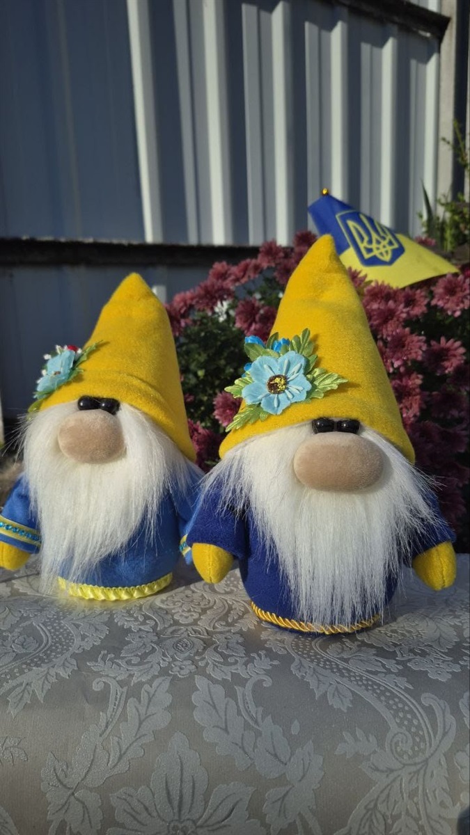 Творчість, що рятує душу: Алла Кальченко з Ворожби створює красу власними руками