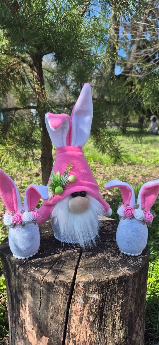 Творчість, що рятує душу: Алла Кальченко з Ворожби створює красу власними руками