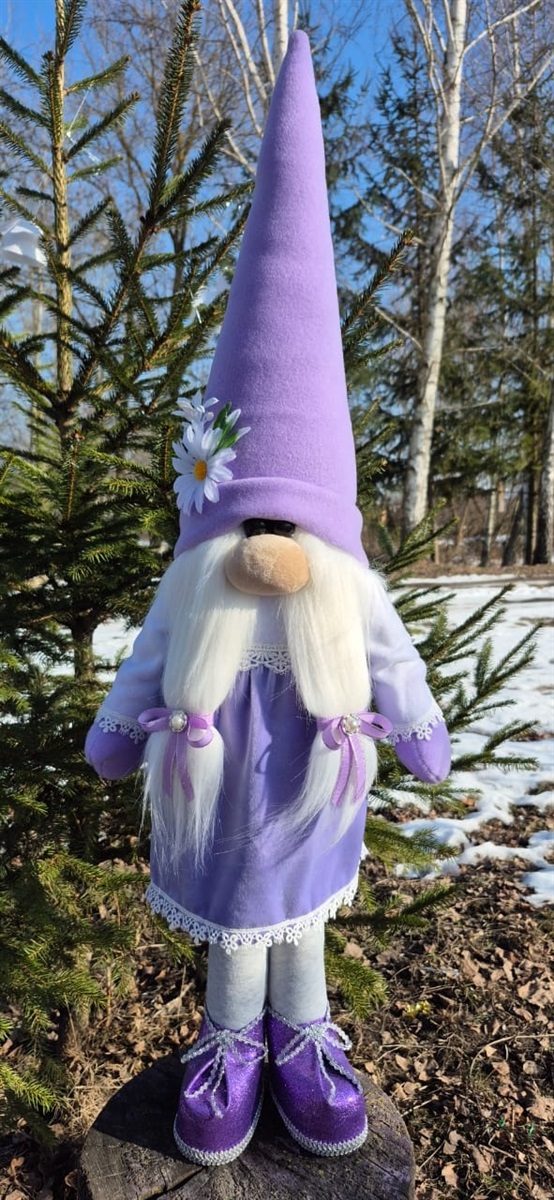 Творчість, що рятує душу: Алла Кальченко з Ворожби створює красу власними руками