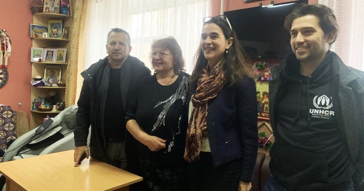 Бернадетт Кастель-Голлінгсворт, Юрій Зарко, Білопілля
