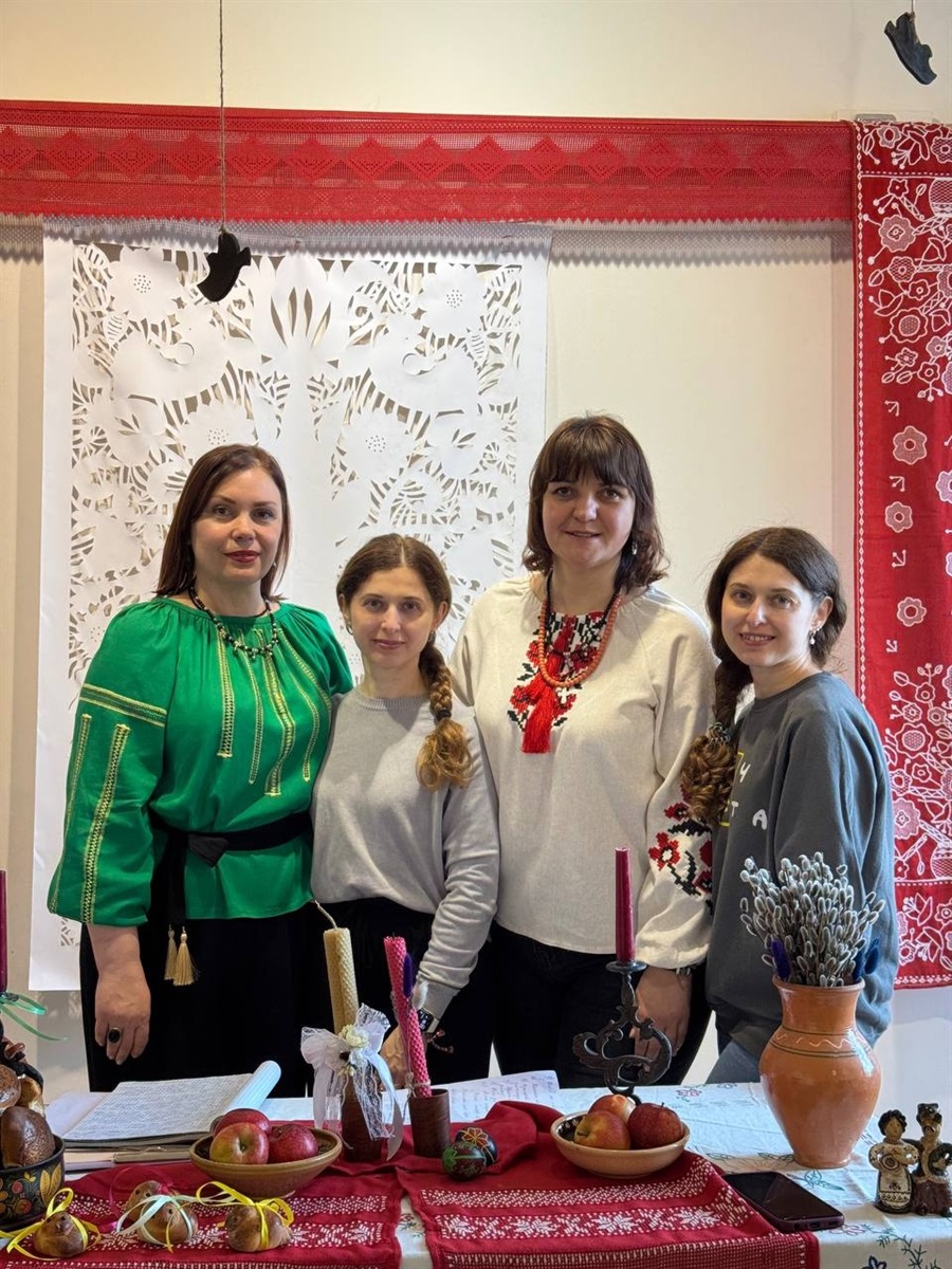 Нитки пам’яті та єдності: як на Сумщині відроджували слобожанську вишивку