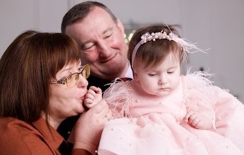 Пані Інна з онукою